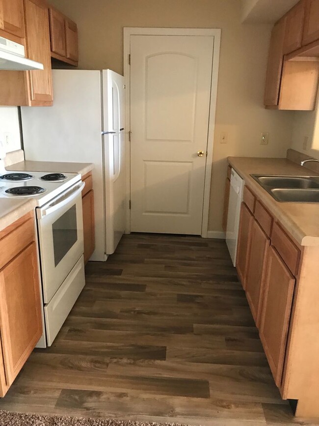 Building Photo - Beautiful 2 bedroom in our newest building!