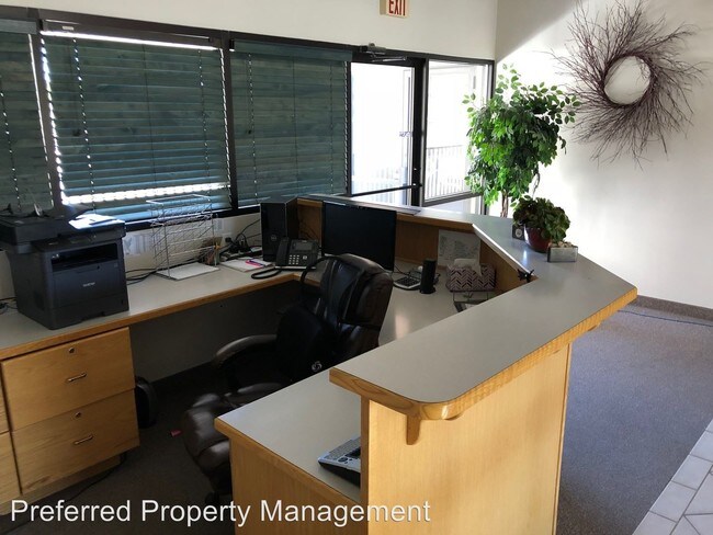 Building Photo - 47 S 400 E