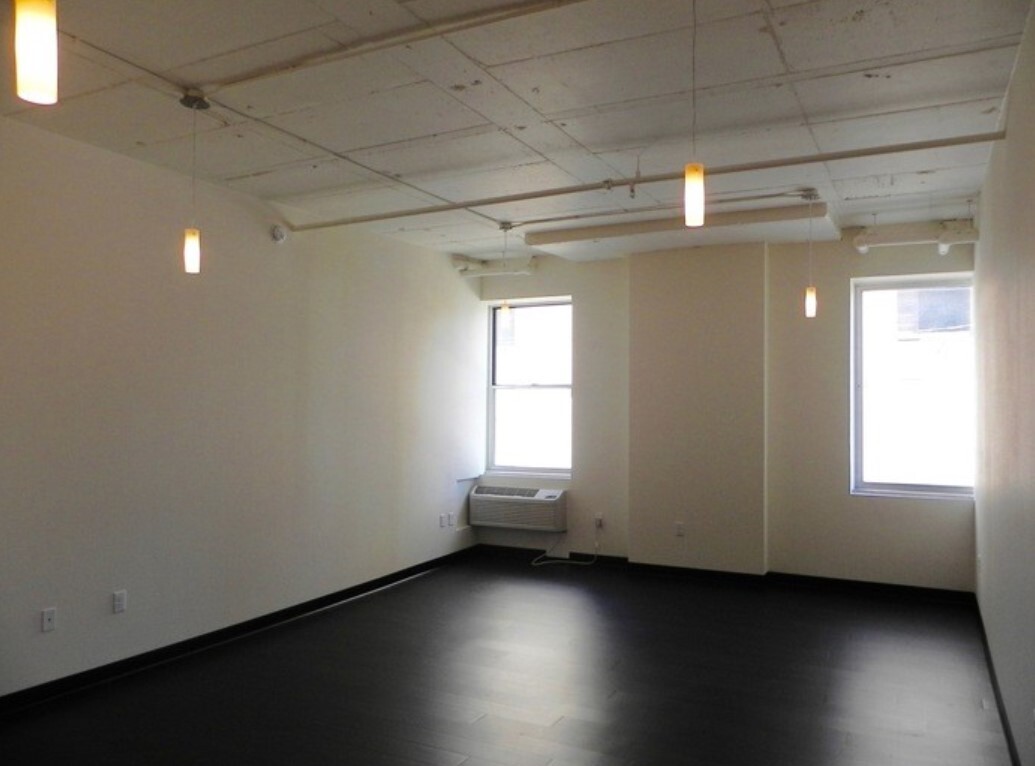 Foto principal - 517 Gold Ave SW