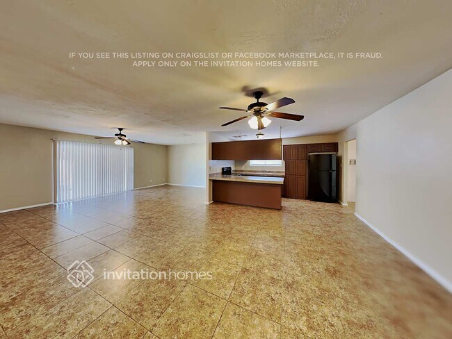 Foto del edificio - 5849 N 62nd Dr