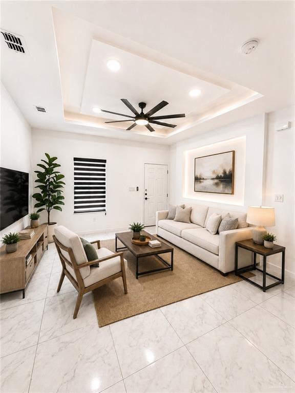 Foto del edificio - 912 N Woodson Ave