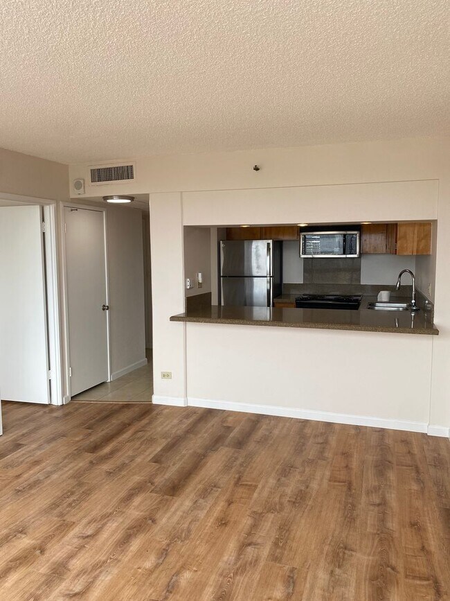 Foto del edificio - 2499 Kapiolani Blvd