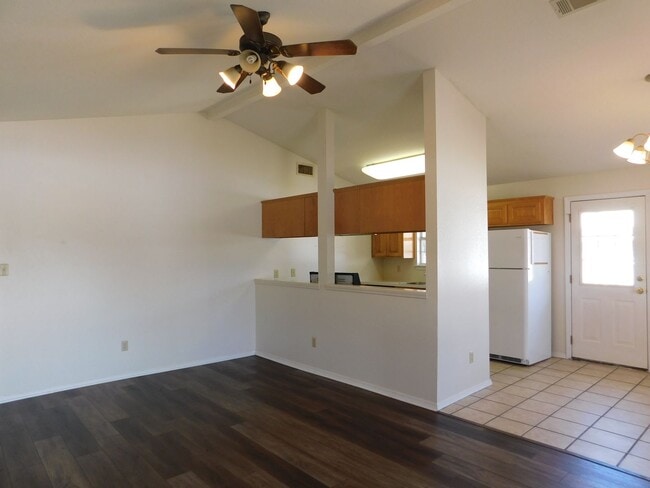 Building Photo - 151 N 49th St