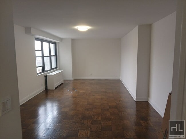Building Photo - East 82nd Street