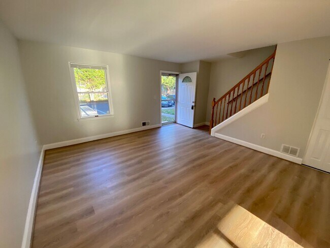 Foto del edificio - Ready Now! 3 bedroom Townhouse in Annapolis!