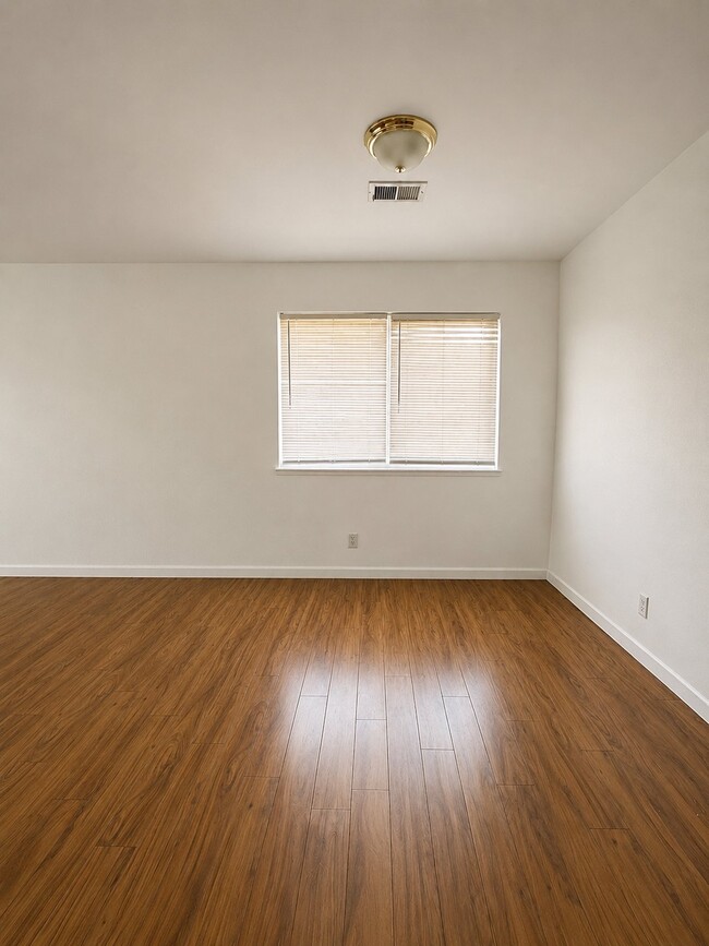 Photo - 2163 Eric Ct Townhome