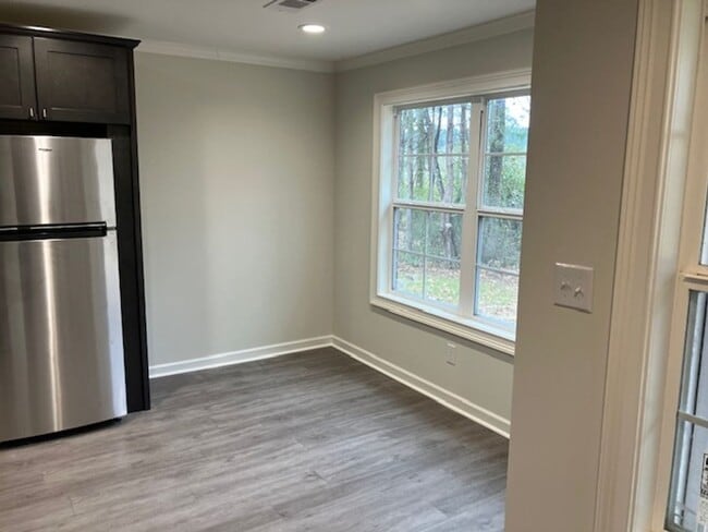 Building Photo - 6 Autumn Ridge