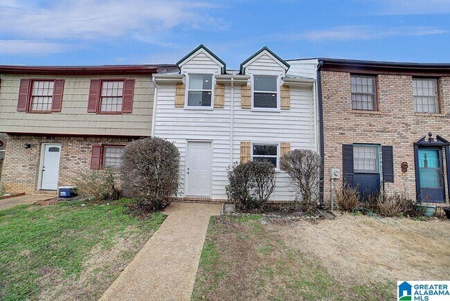 Foto del edificio - 738 Cahaba Manor Trail