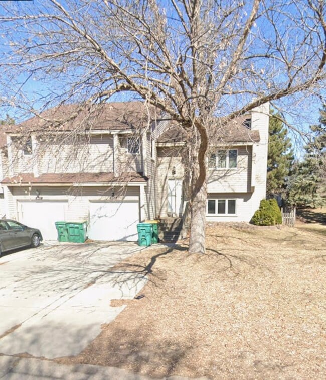 Building Photo - 8461 Sheridan Ave N