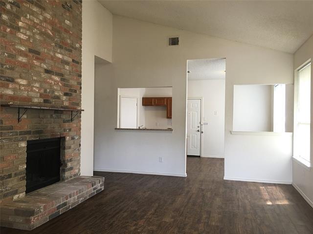 Foto del edificio - 10328 Woodleaf Dr