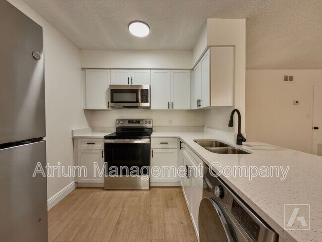 Foto del edificio - 615 Lakeview St