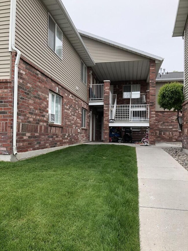 Foto del edificio - 1 Bed 1 bath at Brentwood townhomes