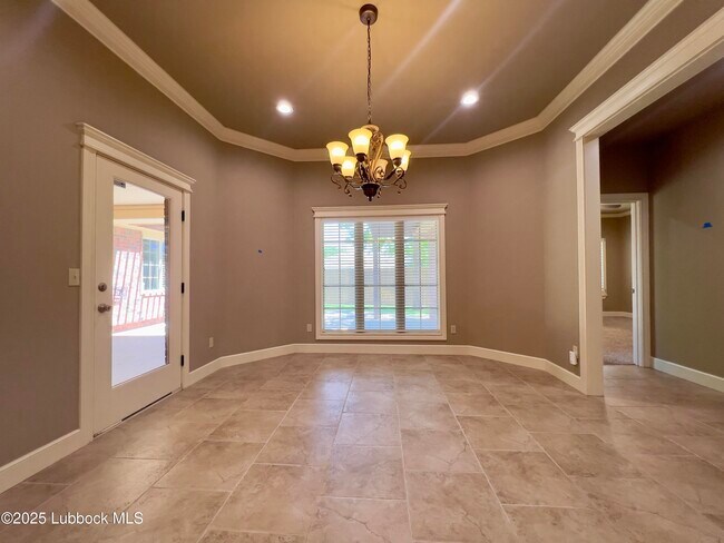Foto del edificio - 9222 Homestead Ave