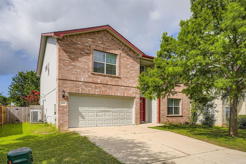 Primary Photo - 1293 Amberwood Loop