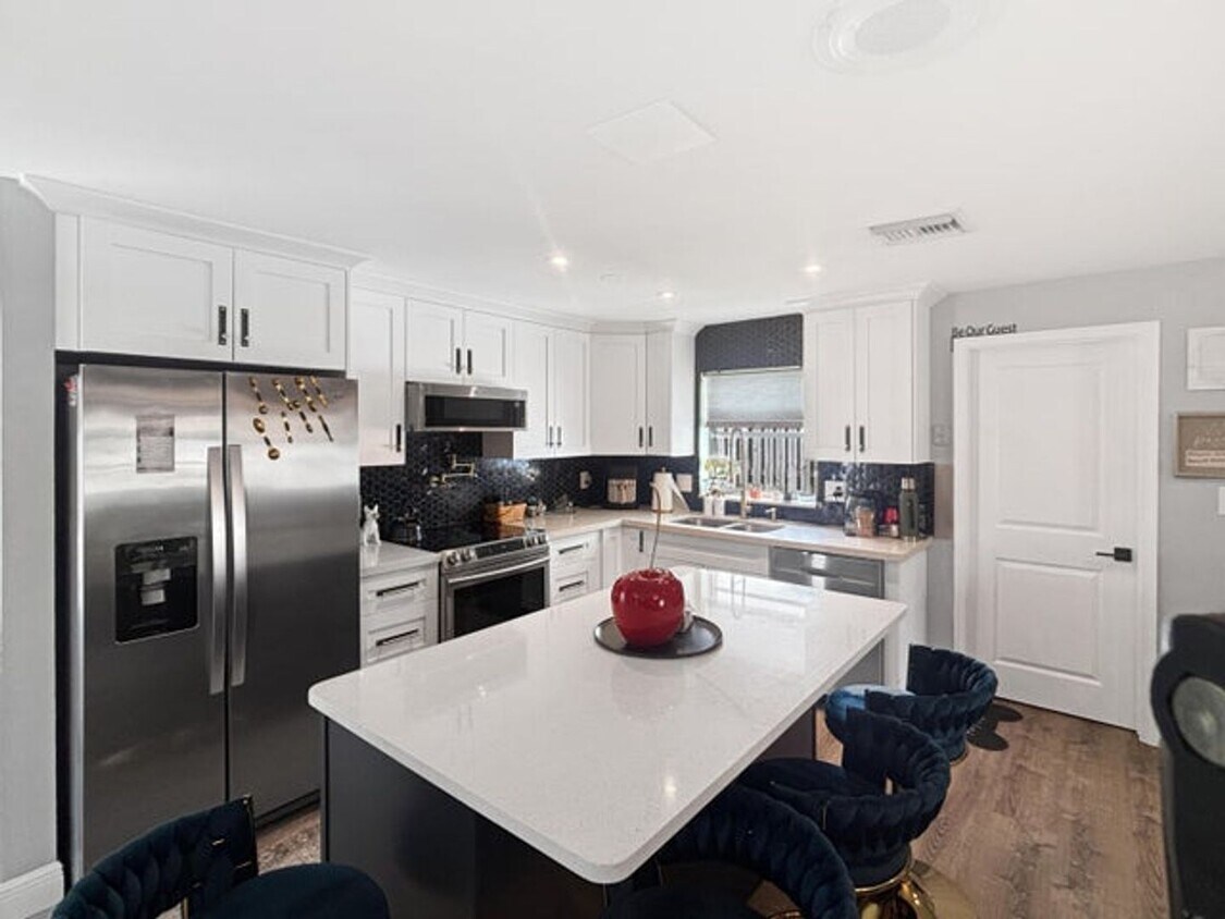 Photo - 100 SW 17th Street, Pompano Beach, FL 33060