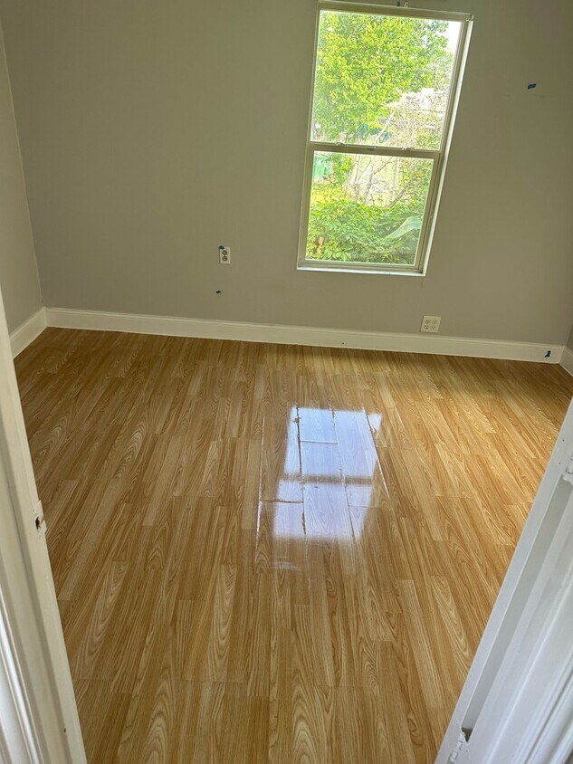 Foto del edificio - 413 N Live Oak St
