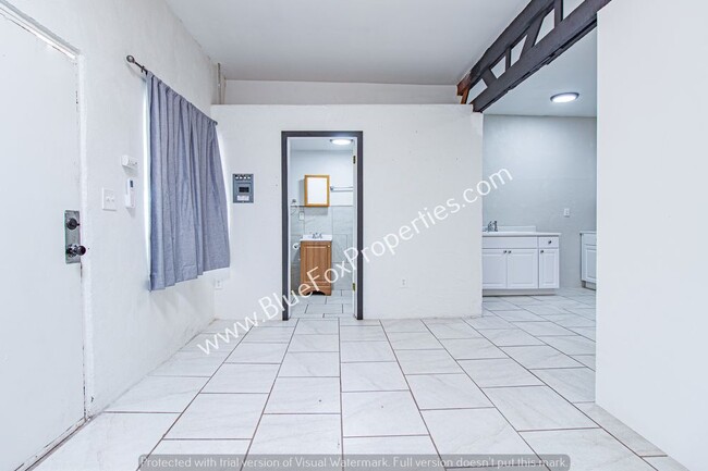 Foto del edificio - 204 W Sahuaro St