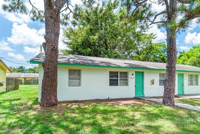 Building Photo - 4815 Gulfstream Rd