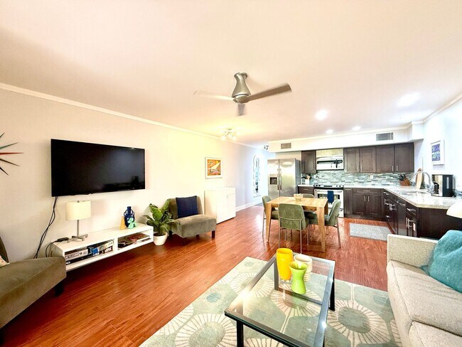 Foto del edificio - Furnished One Bedroom - Long Term - Smoke Tree Raquet Club
