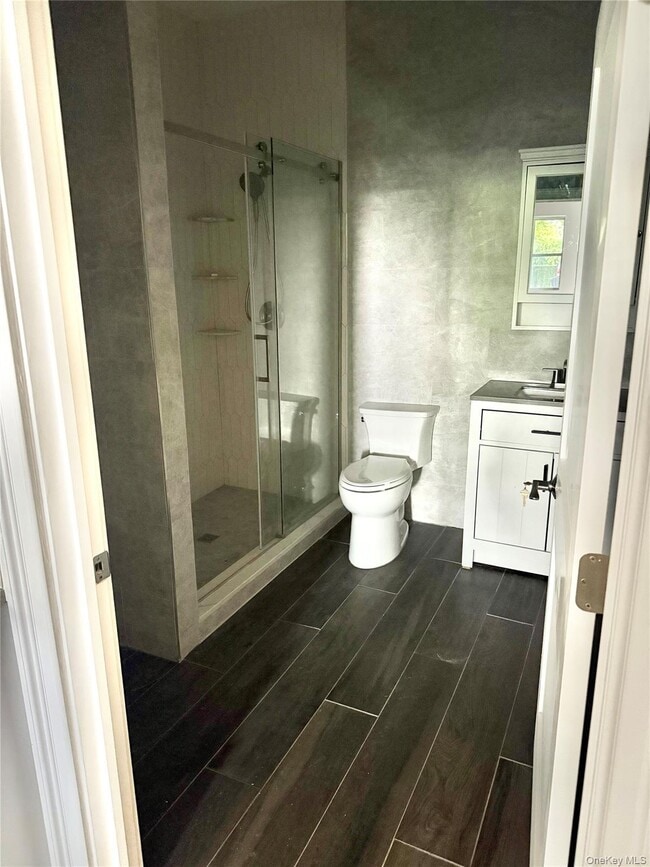 Building Photo - 108 Hempstead Turnpike