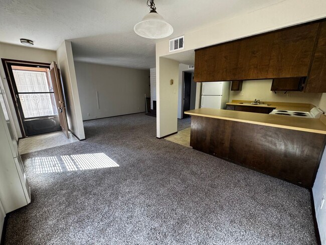 Foto del edificio - Great 1 Bedroom Near Rust Medical Center