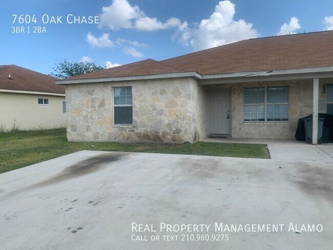 Foto del edificio - 7604 Oak Chase