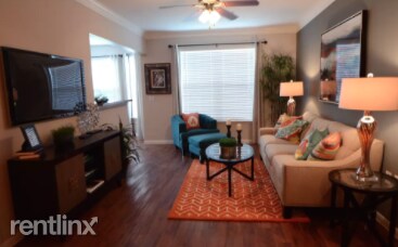 Building Photo - 1 br, 1 bath Condo - 18355 State Highway 249