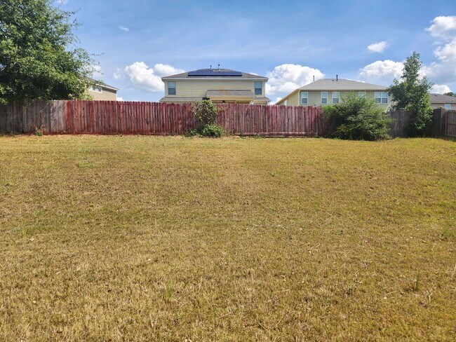Foto del edificio - 3 Bedroom 2 Bathrooms 2 Car Garage - North...
