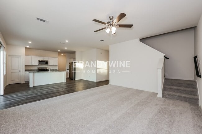 Building Photo - 8301 Sniptoe Dr