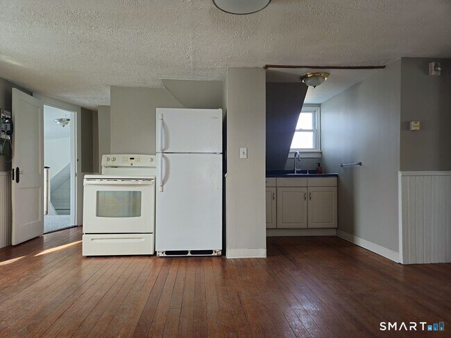 Foto del edificio - 21 Sigourney St