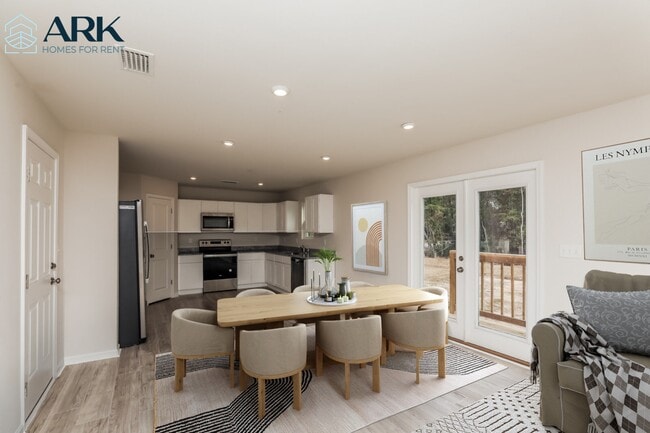 Building Photo - 6224 Travelers Rest Ct