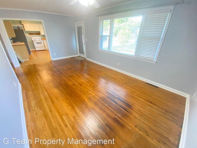 Building Photo - 2 br, 1 bath House - 123 Westlynn Dr