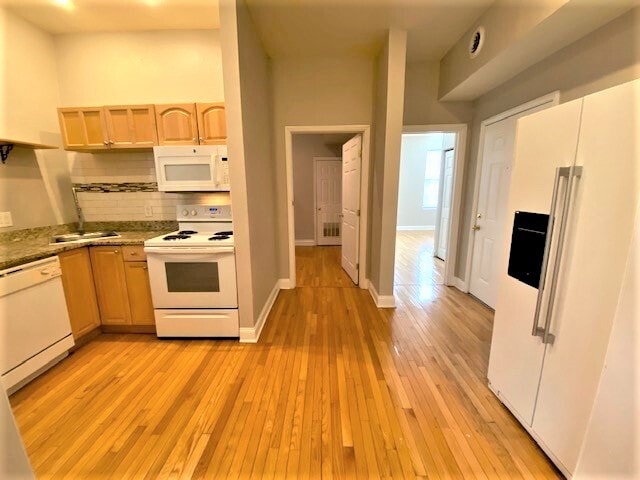 Kitchen - 729 S Negley Ave
