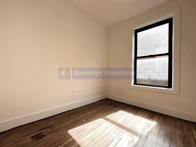 Foto del edificio - 184 Claremont Avenue