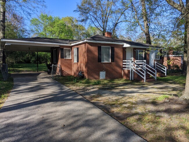 Building Photo - 1236 Alta Vista Dr