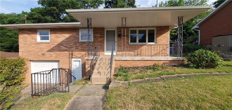 Primary Photo - 419 Canyon Dr