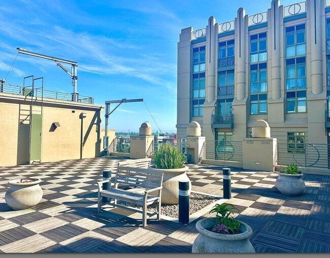 Photo - Turn Key Furnished 1 BR, 1 BA with Secure ... Apartment