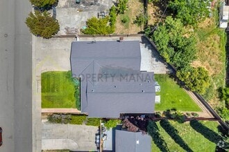 Building Photo - 5620 50th Ave