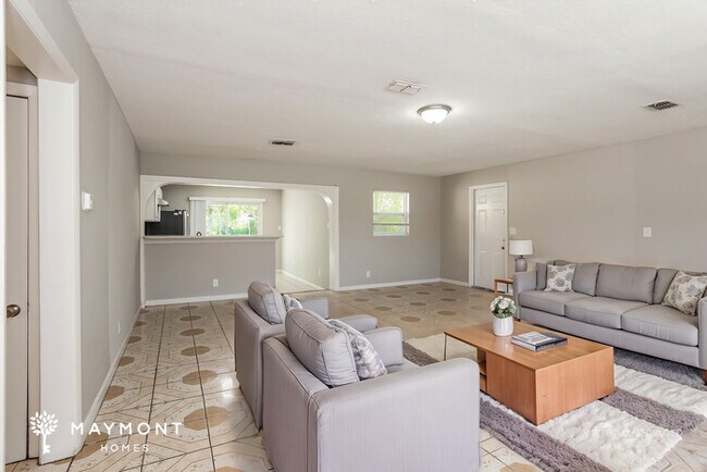 Foto del edificio - 6308 Merrill Rd