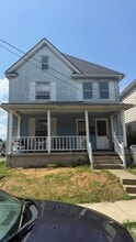 Building Photo - 705 Carlisle St