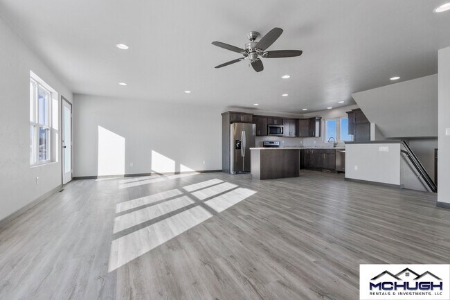 Foto del edificio - 3677 E Rubyred Dr