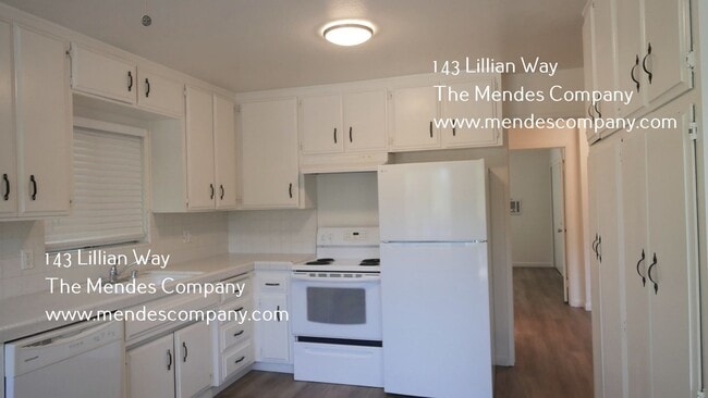 Foto del edificio - 143 Lillian Way