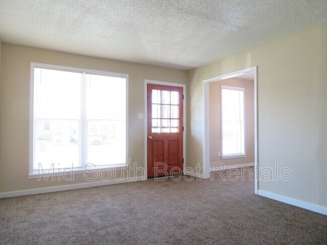 Building Photo - 4432 Medley Ln