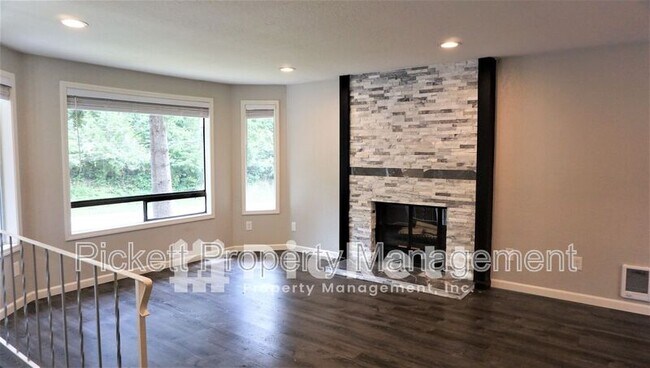 Foto del edificio - 13360 NW Holly Rd