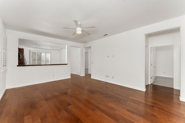 Foto del edificio - 9876 Sunderland Way
