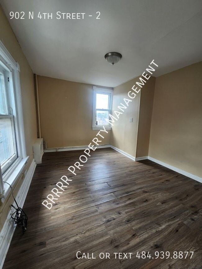 Foto del edificio - 902 N 4th St