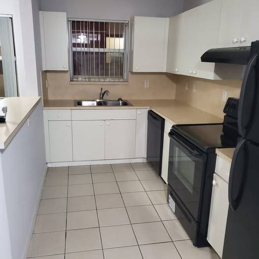 Foto del edificio - 1627 NW 18th St