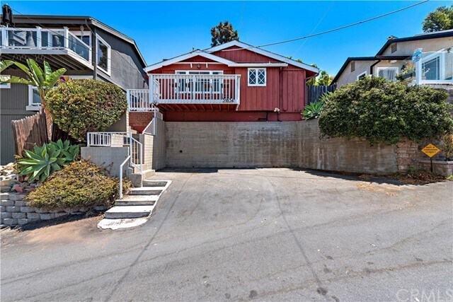 Building Photo - 31834 Virginia Way