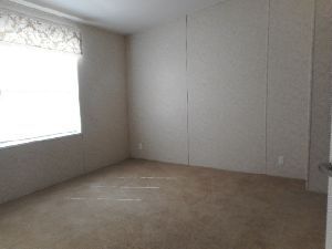 Building Photo - Beautiful 3/2 Manufactured Home