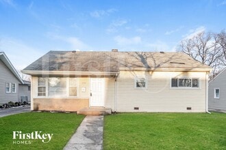 Building Photo - 724 Gates St